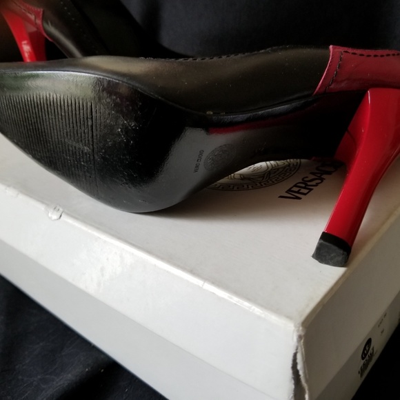 VERSACE  SHOES - Picture 8 of 8